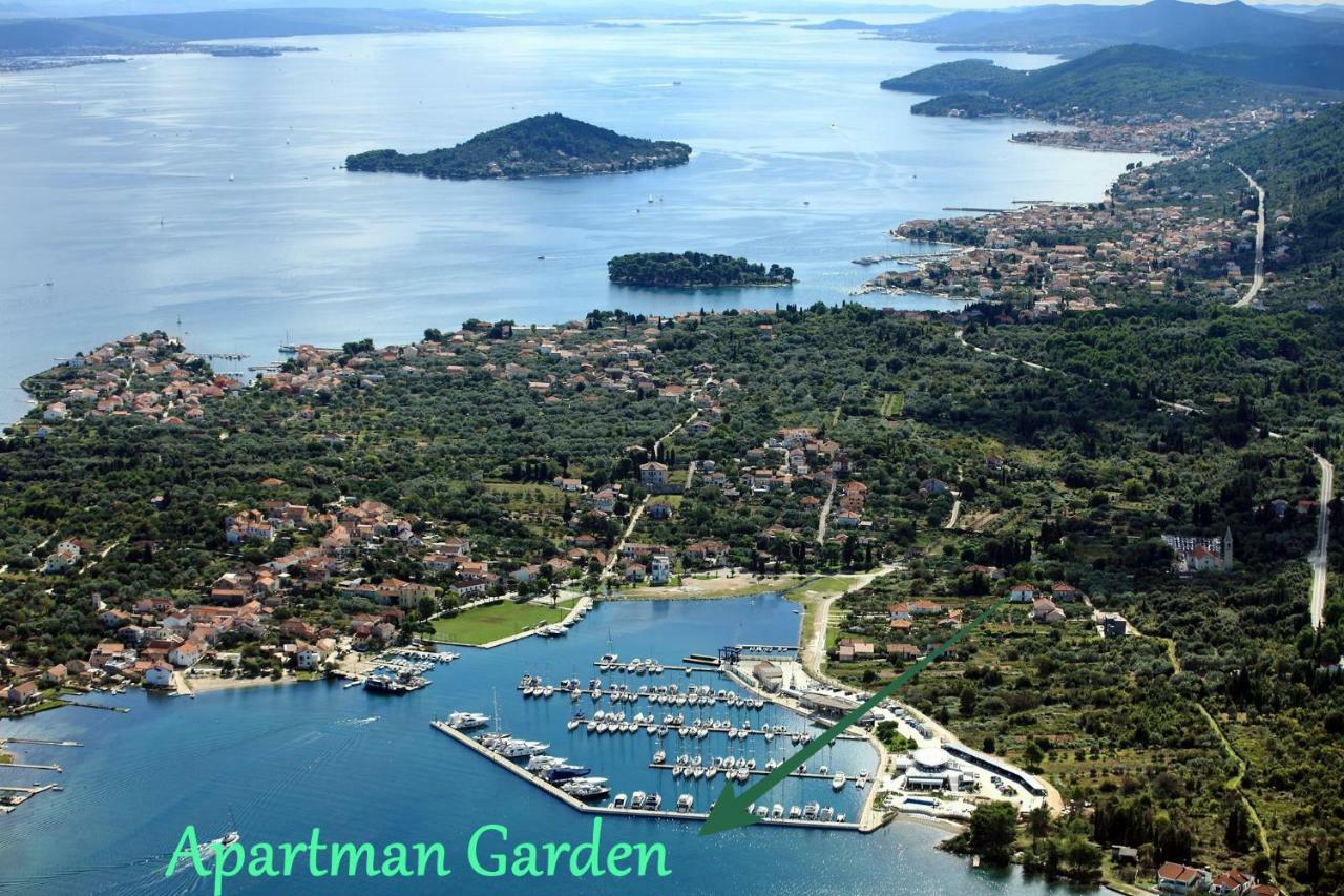 Апартаменты Garden Sutomiscica Экстерьер фото